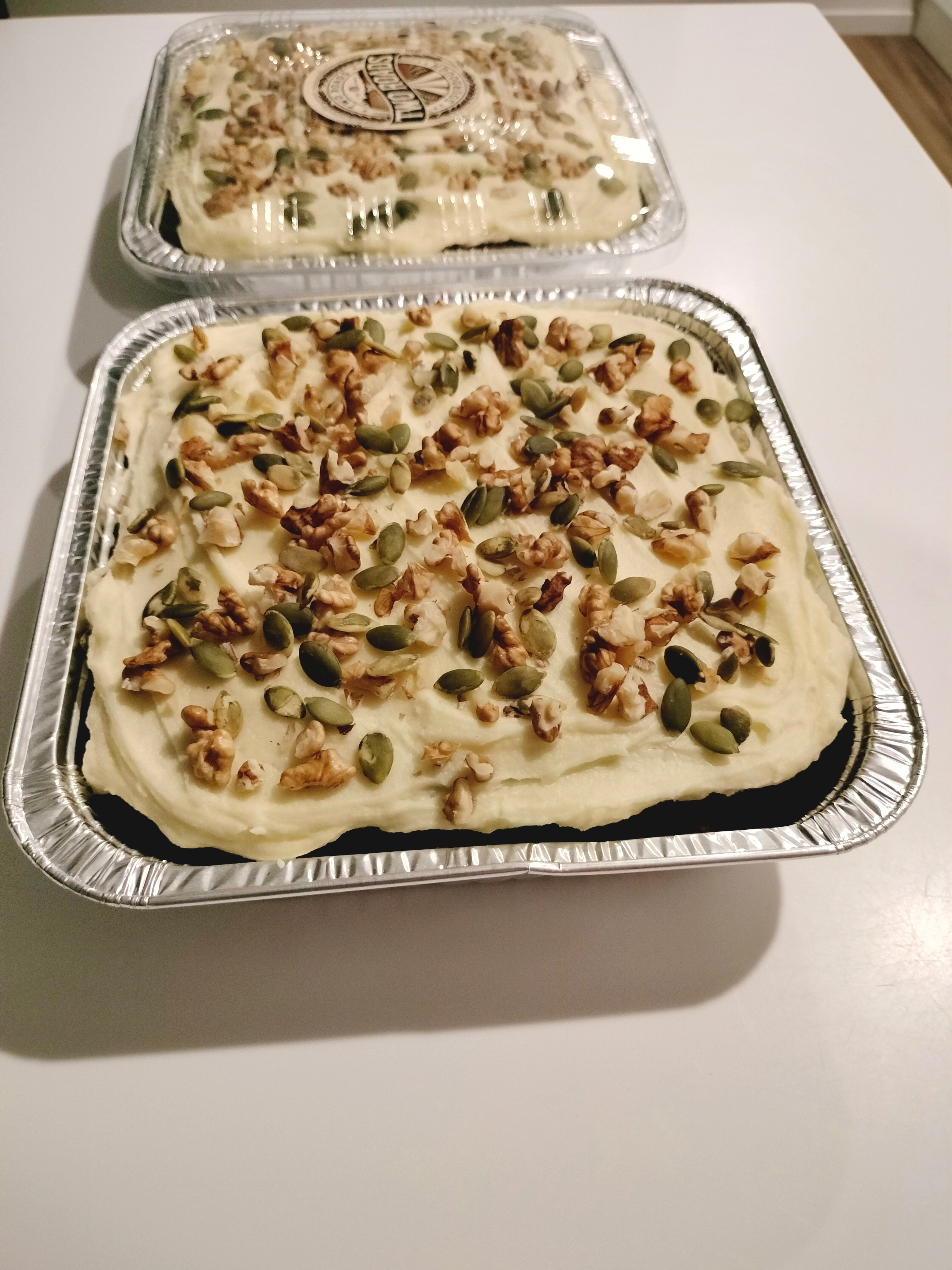 Carrot Cake Tray Bake