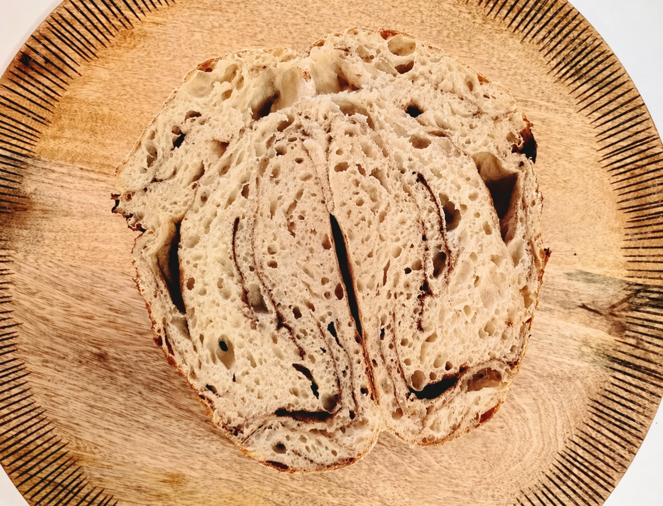 Cinnamon Sugar Swirl Sultana Sourdough